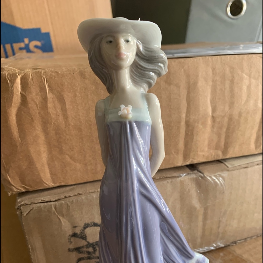 Lladro figurine